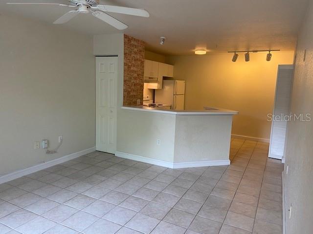 Building Photo - 850 S Tamiami Trl
