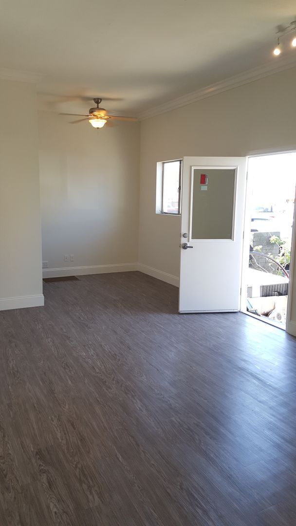 LA MESA VILLAGE 1BR/1.5BA FOR RENT 4652 Palm Ave La Mesa CA 91941