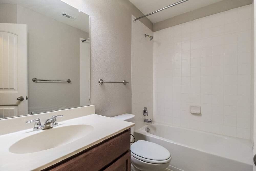 Building Photo - 2484 French St