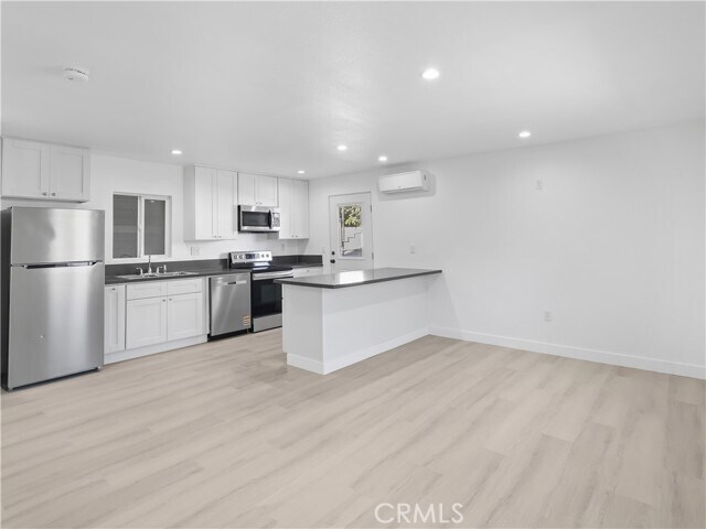 Building Photo - 8828 Chimineas Ave