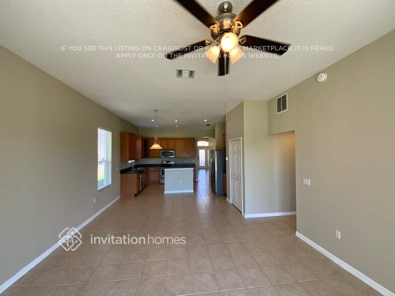 Building Photo - 125 Spring Glen Dr