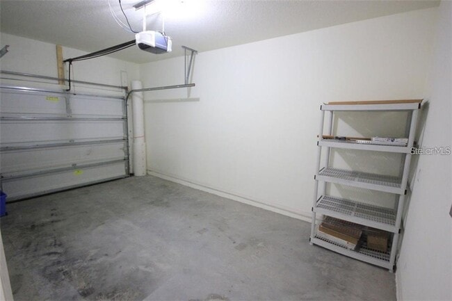 Building Photo - 6843 40th Ln N