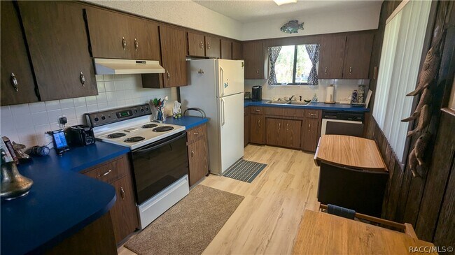 Building Photo - 12038 W Bald Eagle Ct