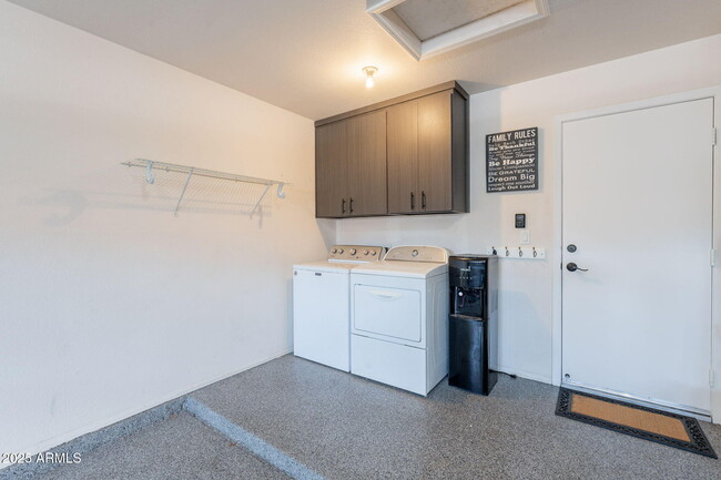 Building Photo - 8846 E Windrose Dr