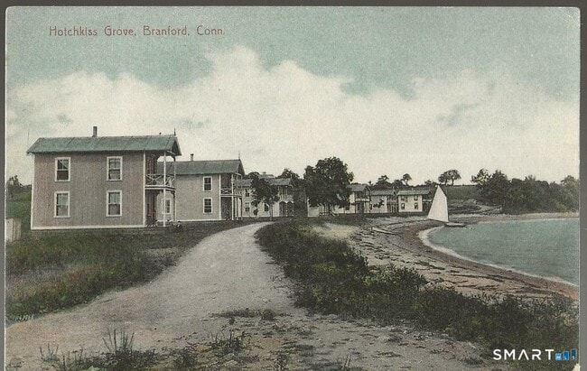 Building Photo - 19 2nd Ave