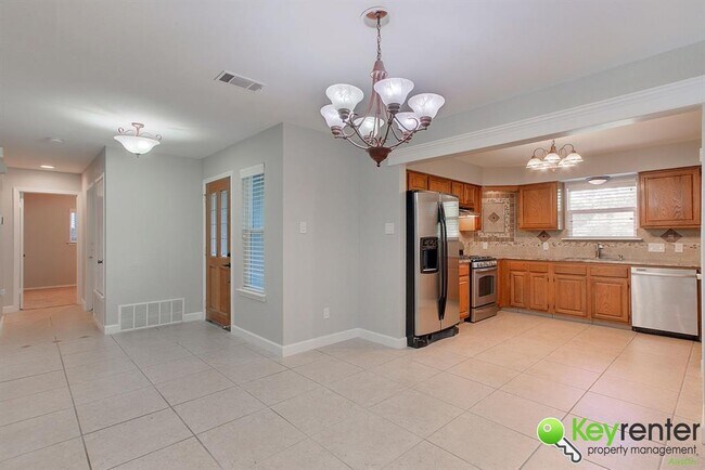 Building Photo - 9802 Willers Way