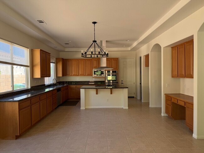 Building Photo - 52345 Shining Star Ln