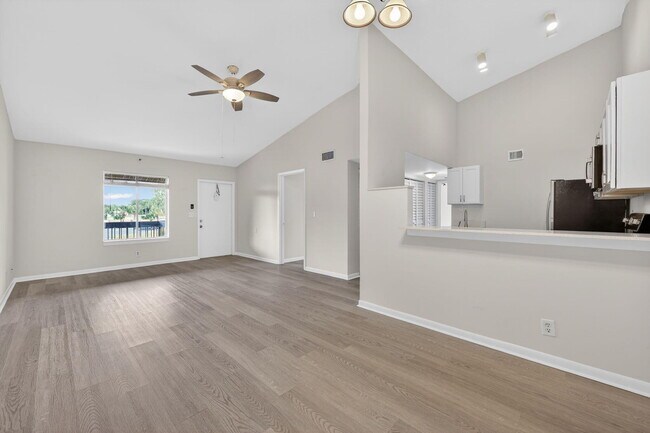 Building Photo - 6327 Chasewood Dr