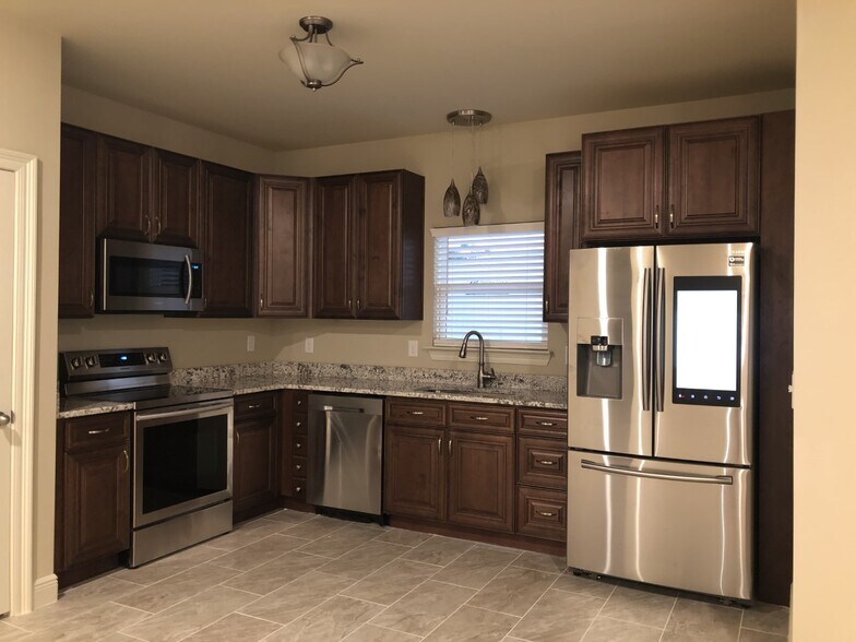 kitchen - 23 Jackson St NE