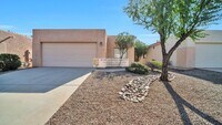 Building Photo - Remodeled NW SFR