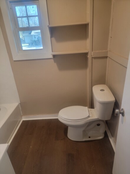 Building Photo - 1915 Appling St