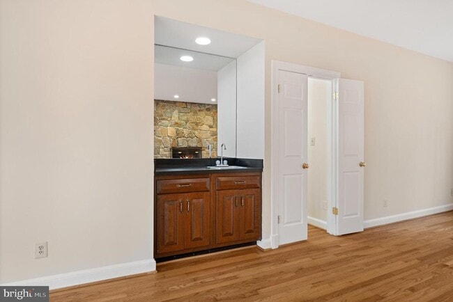 Building Photo - 13620 Canal Vista Ct