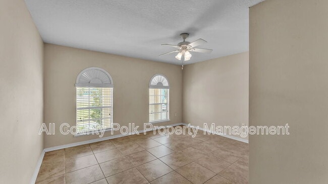 Building Photo - 5060 Spanish Oaks Blvd