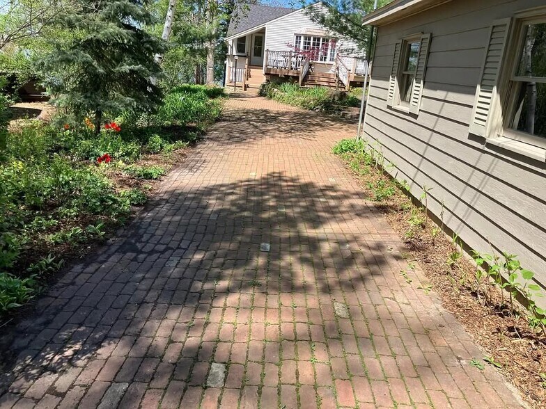 Building Photo - 37842 Atkins Knoll Rd