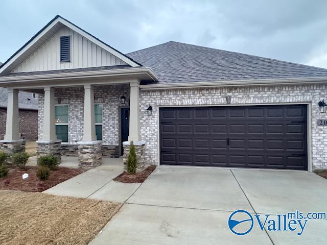 Building Photo - 206 James River Dr