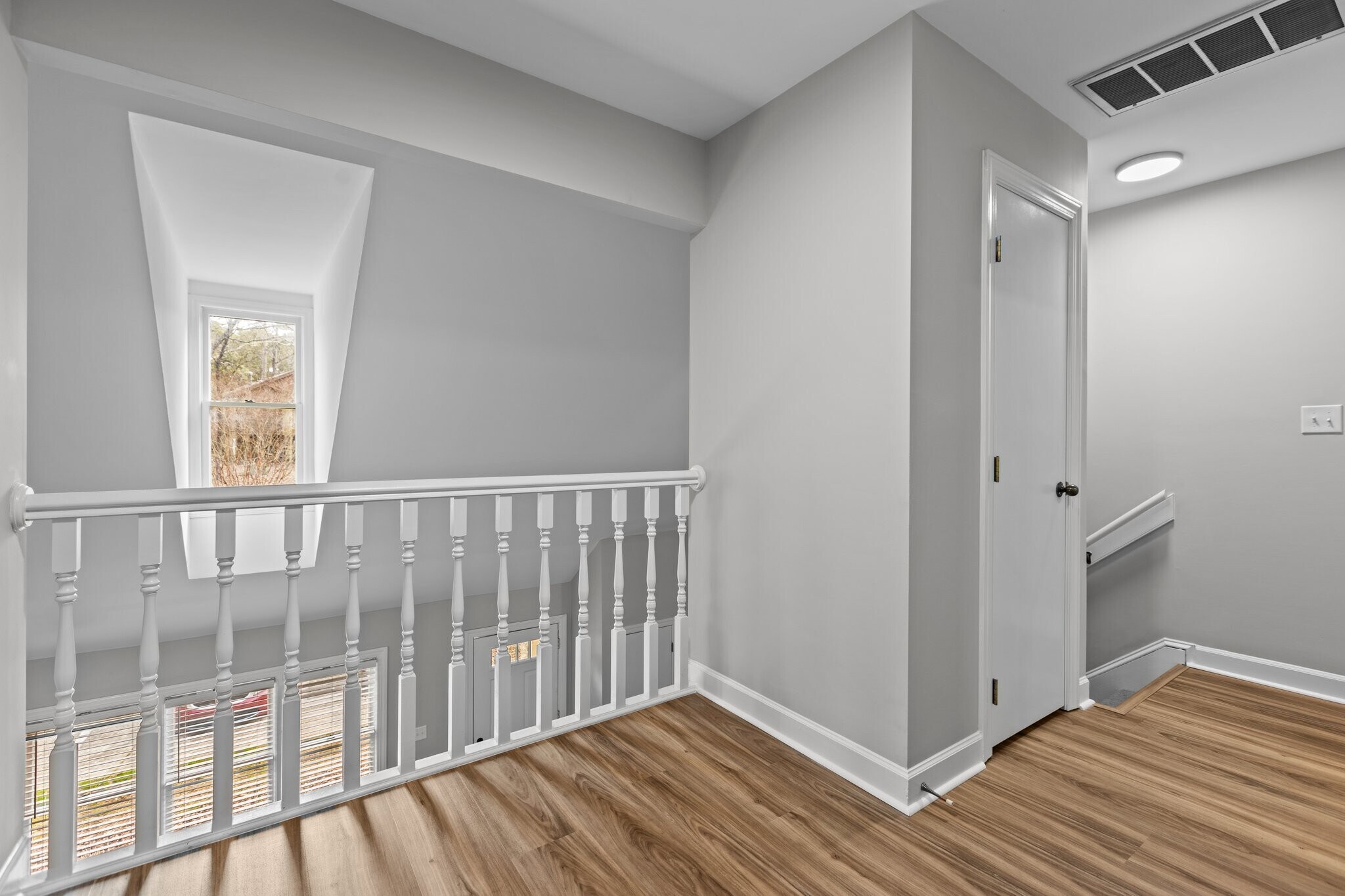 Building Photo - 5500 Fortunes Ridge Dr