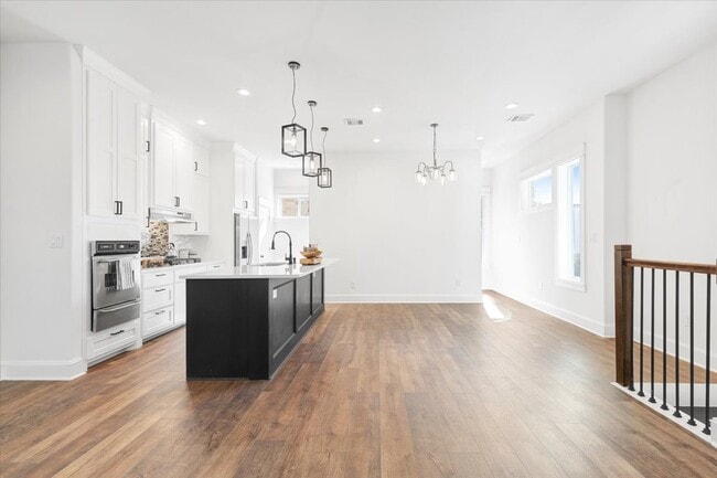 Building Photo - 6725 St Augustine St