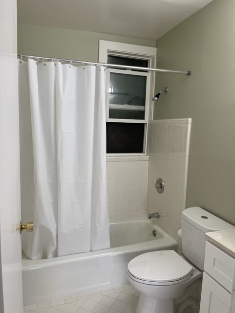 Building Photo - 416 Turk St