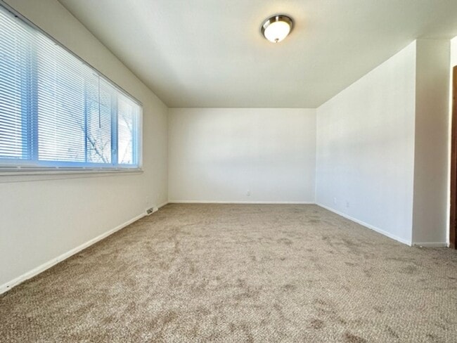 Building Photo - 4209 Good Hope Rd