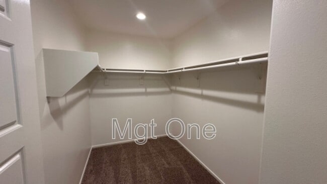 Building Photo - 124 Citron Ct