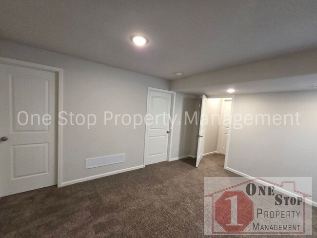 Building Photo - Beautiful 4 Bedroom 4 Bathroom in Belton!