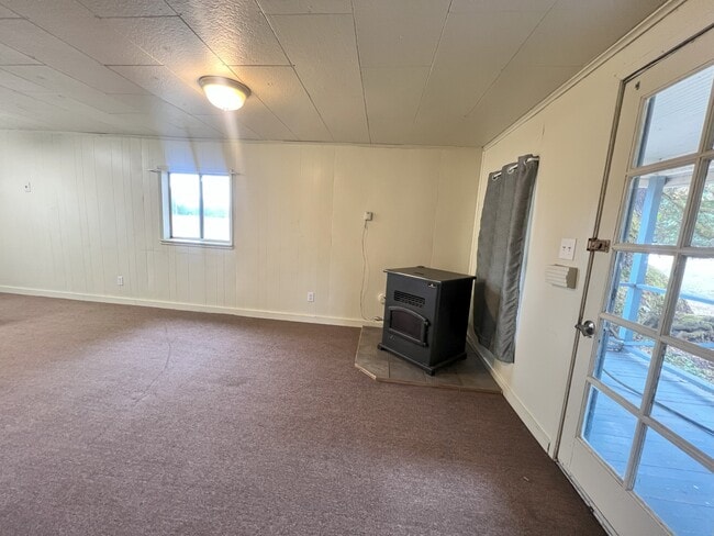 Building Photo - 13738 Myers Ln S