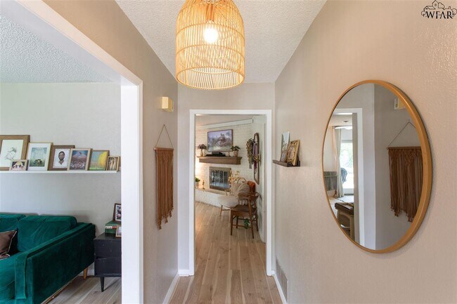 Building Photo - 2913 Radney Ln