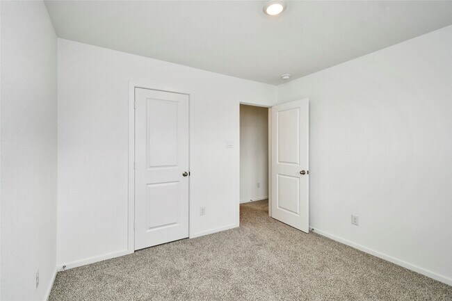 Building Photo - 7534 Linda Lk Ct