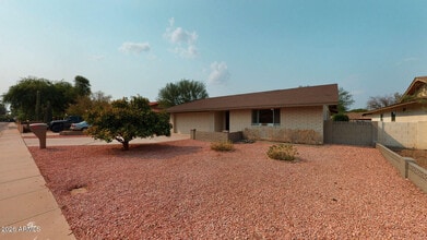 Building Photo - 1330 W 13th St