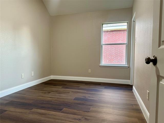 Building Photo - 2113 Fountain Dr