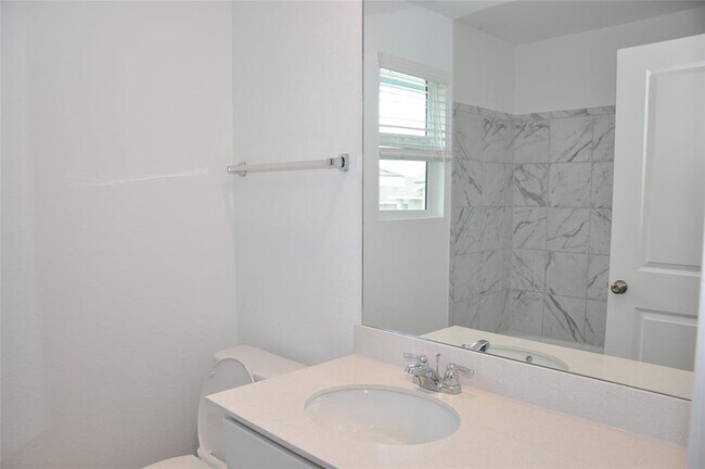 Building Photo - 141 Tofalla