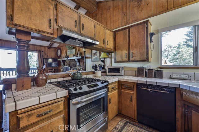 Building Photo - 24694 Bernard Dr