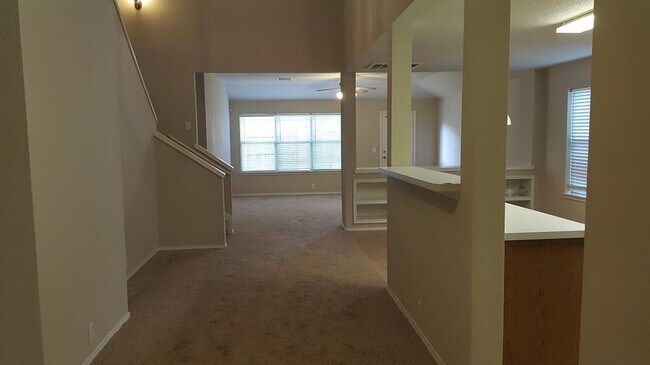 Building Photo - 15007 Sugar Sweet Dr