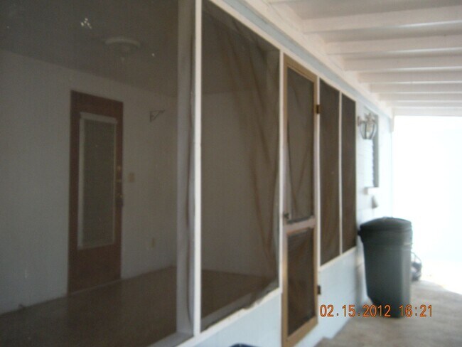 Building Photo - ADORABLE DEBARY HOME FOR MORE INFORMATION CONTACT KAREN GUARDINO, REALTOR 386-747-9295