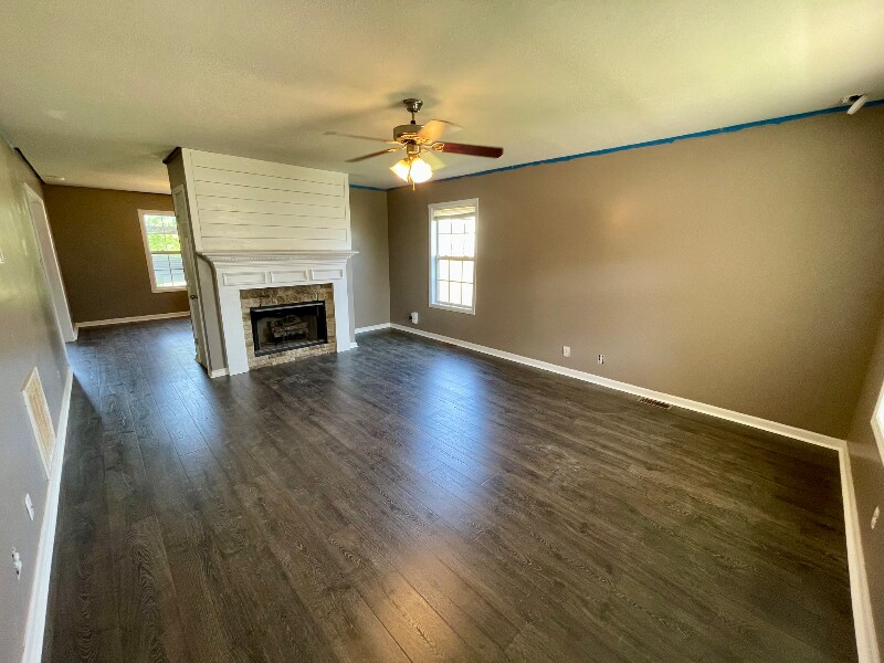 Building Photo - 126 N Cavalcade Cir