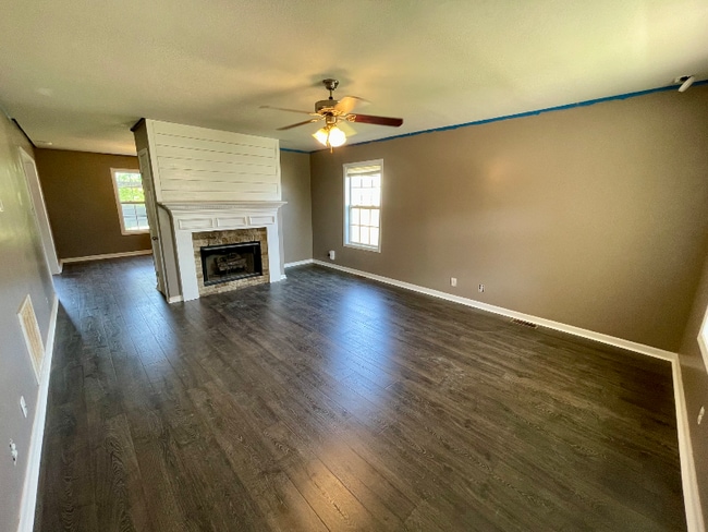 Building Photo - 126 N Cavalcade Cir