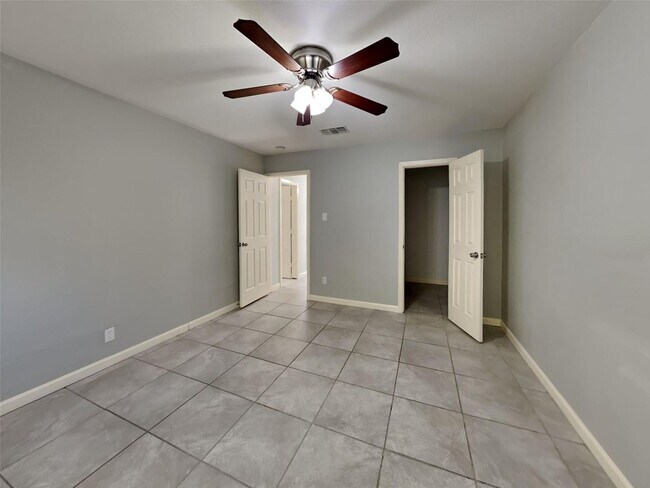 Building Photo - 3 BR/2BA | Renovated Single Family Home |  | 2-Car Covered Parking | Gated backyard!