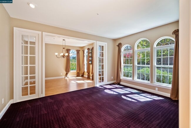 Building Photo - 20 Oak Crest Ln