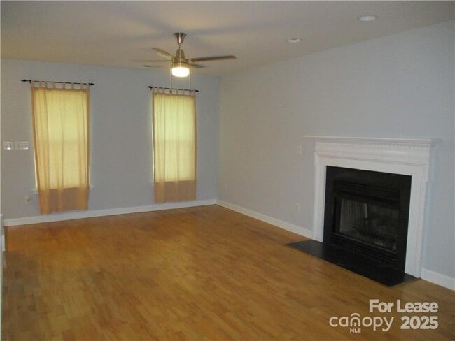 Building Photo - 5043 Wheat Dr SW