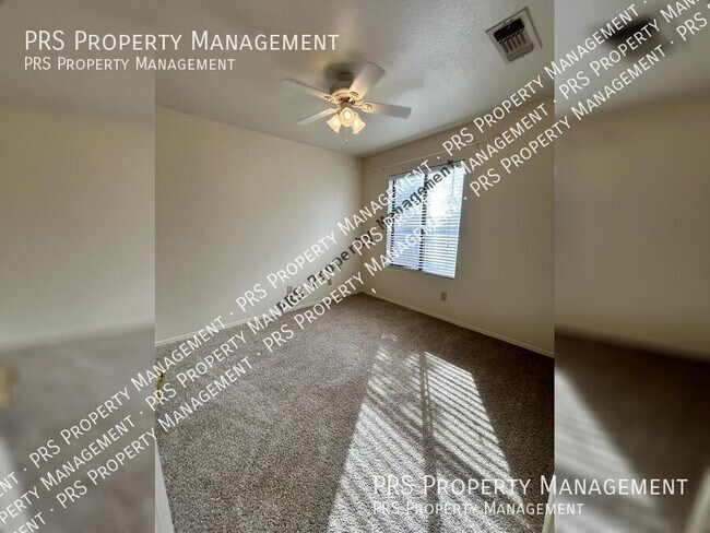 Building Photo - 3809 E Desert Flower Ln