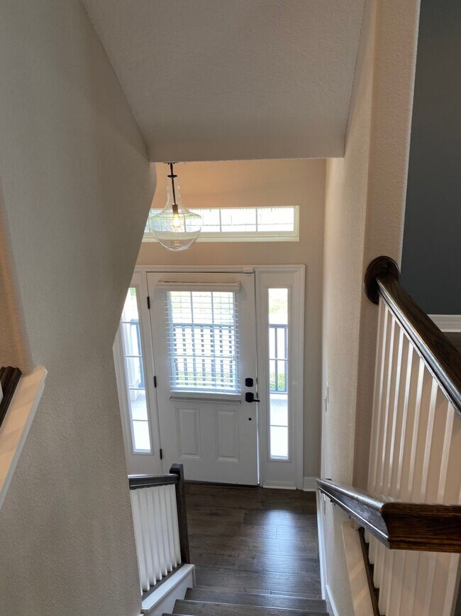 Building Photo - 1061 Clifton Springs Ln