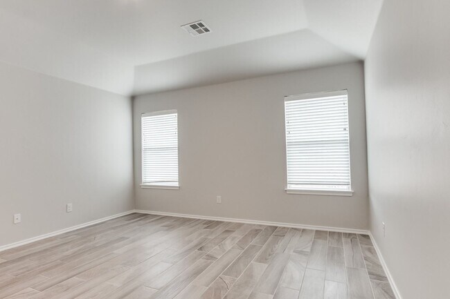 Building Photo - 3 Bed in Piedmont