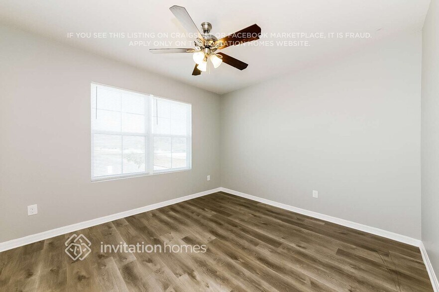 Building Photo - 5009 Blue Willow Wy