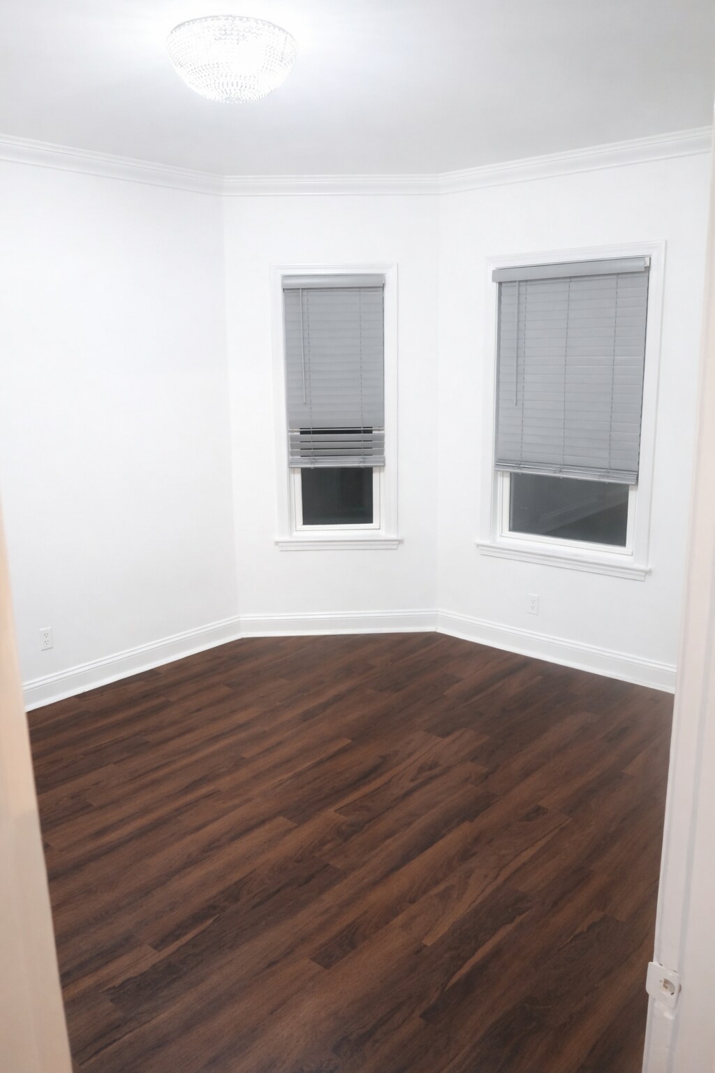 Building Photo - 5 Emrose Ter