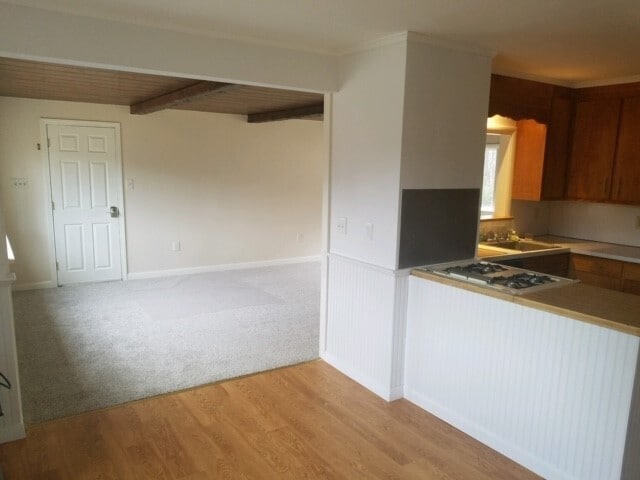 Building Photo - 90 Turnpike Rd