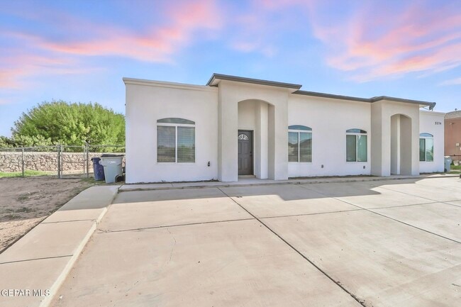 Building Photo - 5274 Sean Haggerty Dr