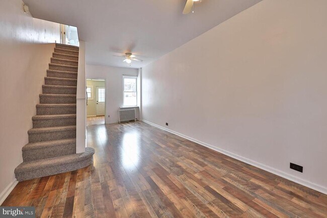 Building Photo - 3015 Salmon St