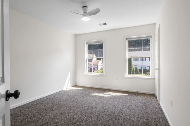 Building Photo - 5099 Leatherback Rd