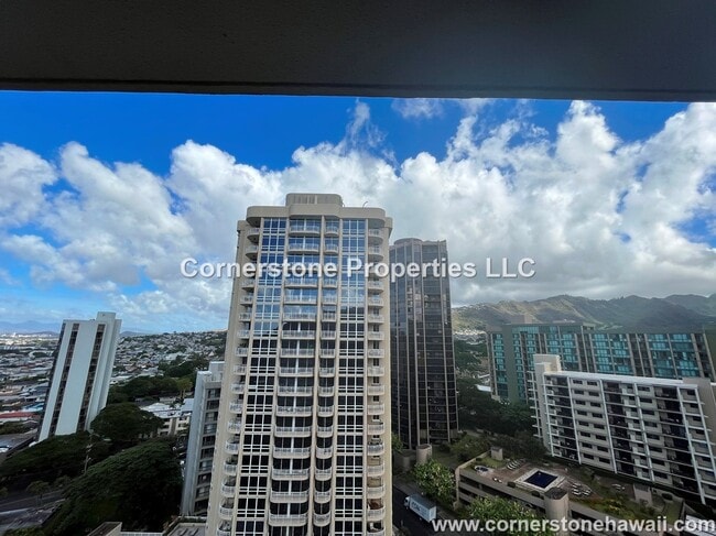 Building Photo - 55 S Judd St