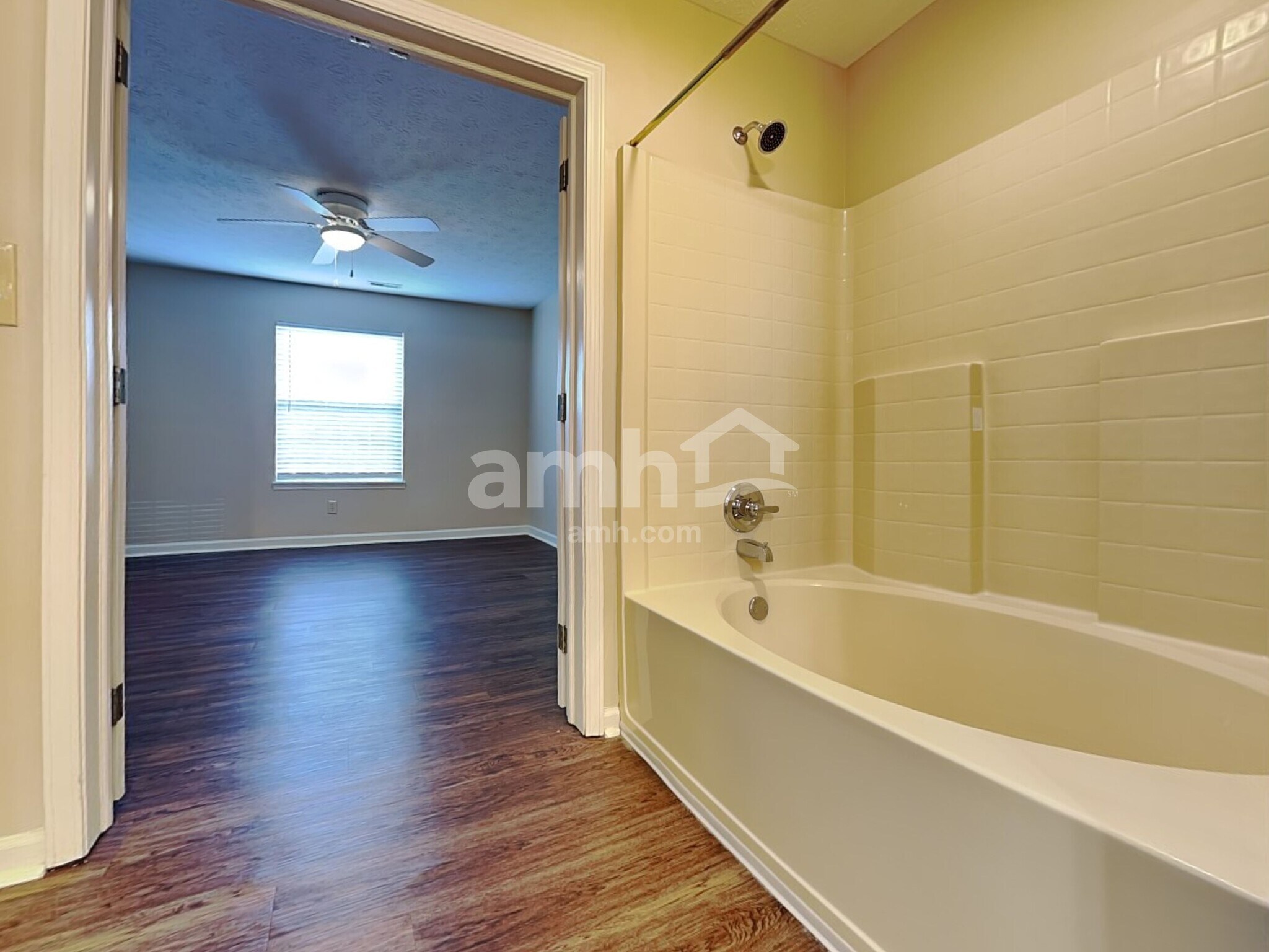 Building Photo - 10393 Buell Ct
